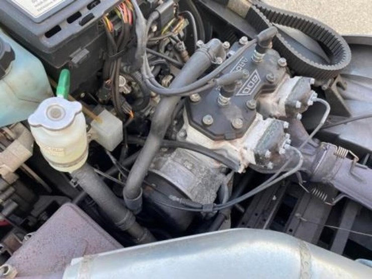 clean-2005-arctic-cat-pantera-600-efi-luxury-touri-image-32