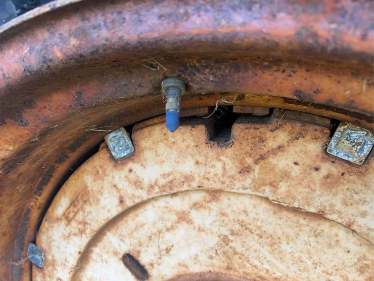 massey-ferguson-55-image-58