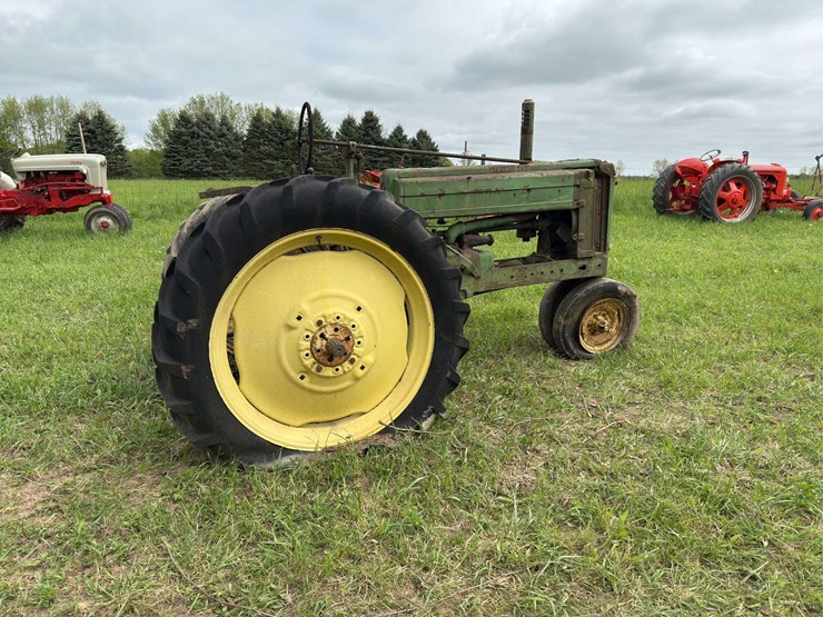 john-deere-model-b-image-4
