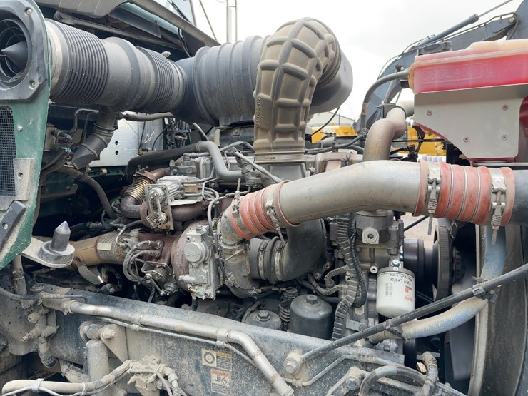 2016-kenworth-t800-image-11