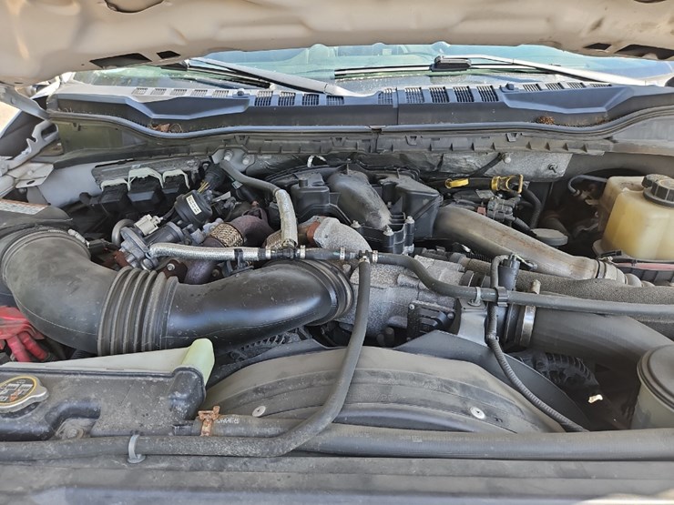 2019-ford-f550-xl-image-10