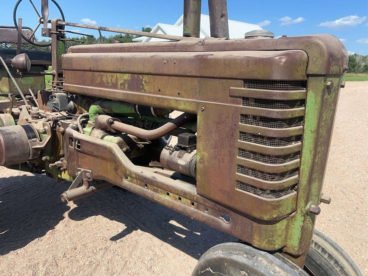 john-deere-model-b-image-10