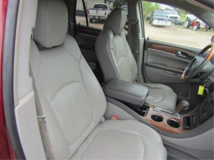 2010-buick-enclave-cxl-image-52
