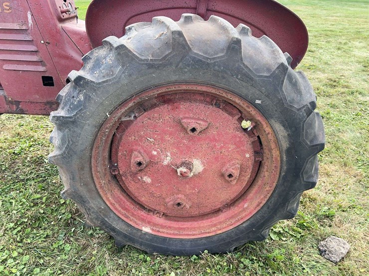 massey-ferguson-22-image-46