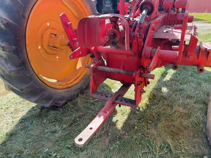 massey-ferguson-44-image-28