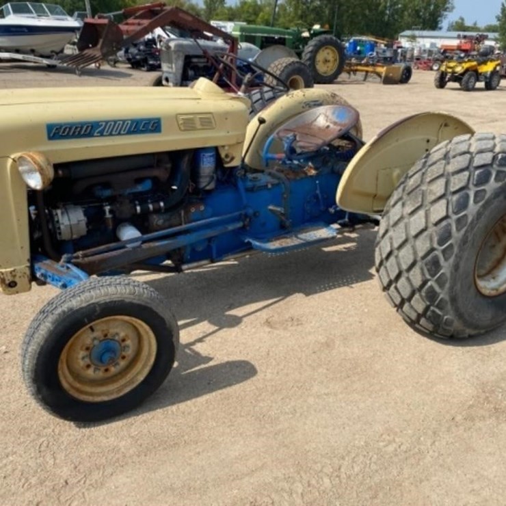 FORD 2000
