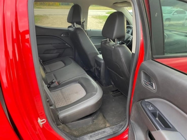 2017-chevy-colorado-z71-4x4-v6,-auto,-crew-cab,-image-54