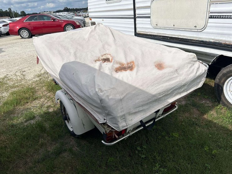 1999-8-foot-bunk-tent-popup-camper-image-3