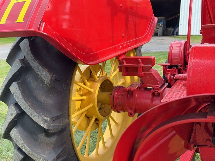 massey-harris-challenger-image-25