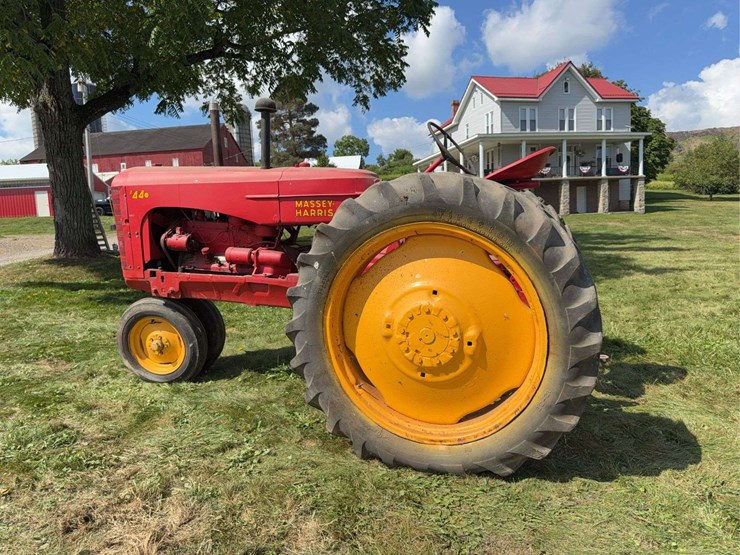 massey-ferguson-44-image-3