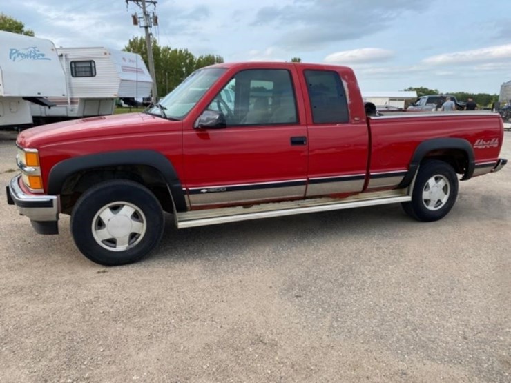 1997-chevy-silverado-1500-5.7l-v8,-auto,-ext.-cab-image-46