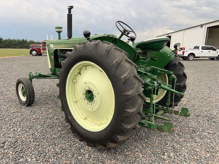 1958-oliver-770-image-5