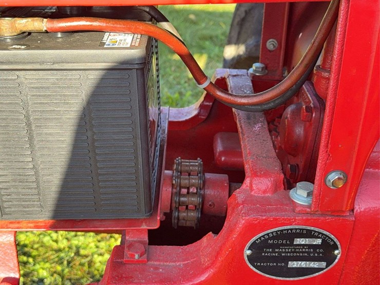 massey-ferguson-101-image-24