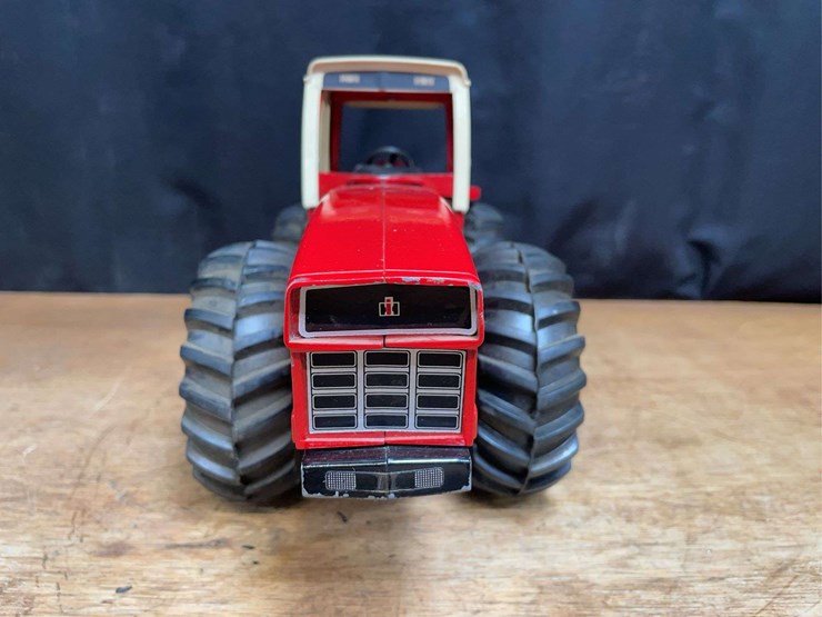 1/16-ih-3588-first-edition-ertl-image-13