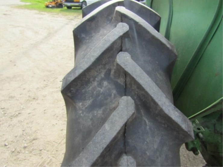 john-deere-40-image-19