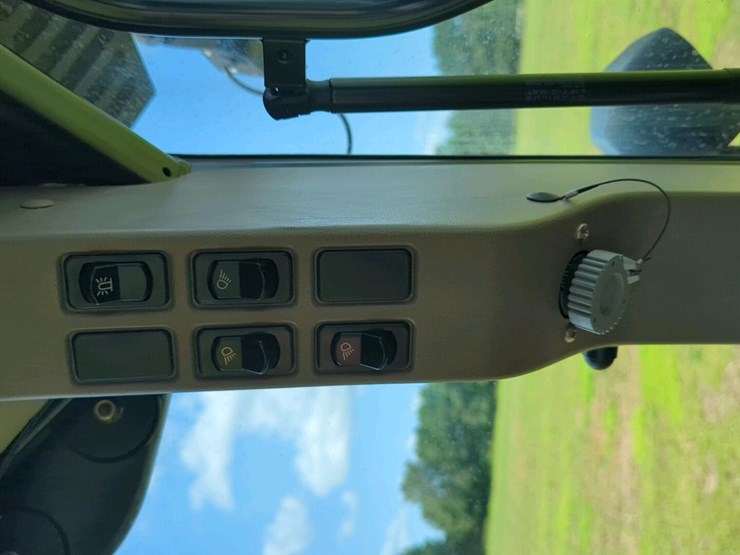 case-ih-maxxum-125-image-28