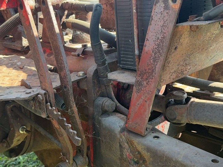 massey-harris-mustang-image-38