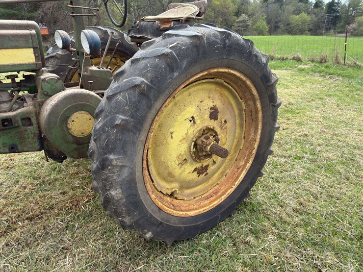 john-deere-b-image-16