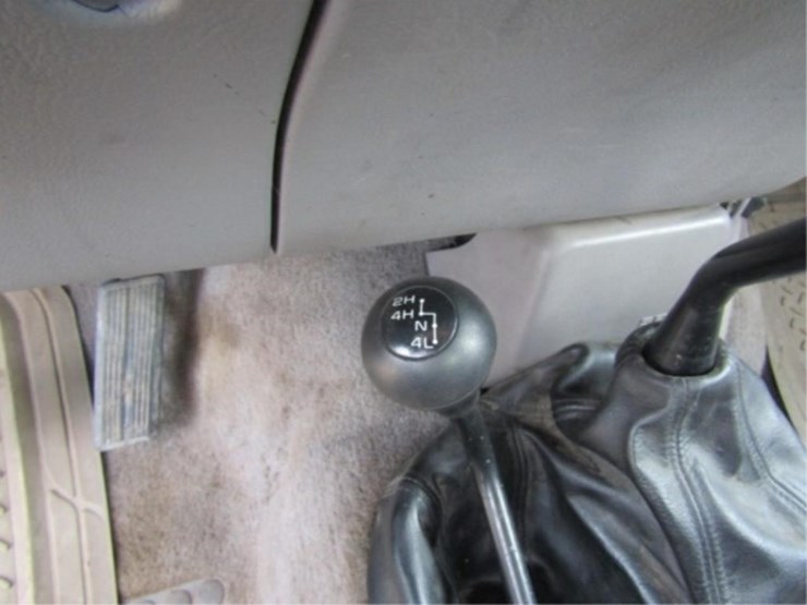 1996-dodge-ram-2500-image-43