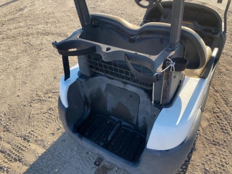 club-car-golf-cart-w/canopy,-front-windshield,-image-27