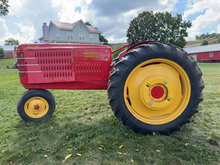 massey-ferguson-101-image-3
