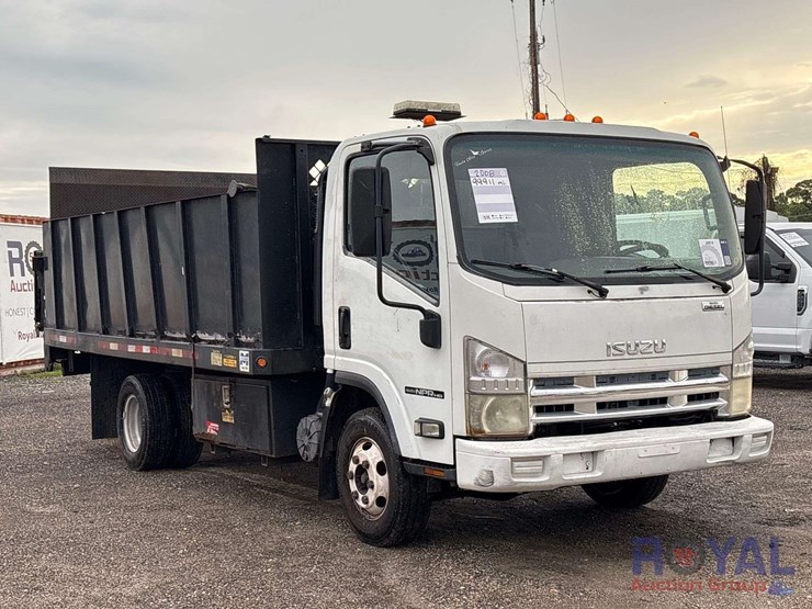 2008-isuzu-npr-image-2
