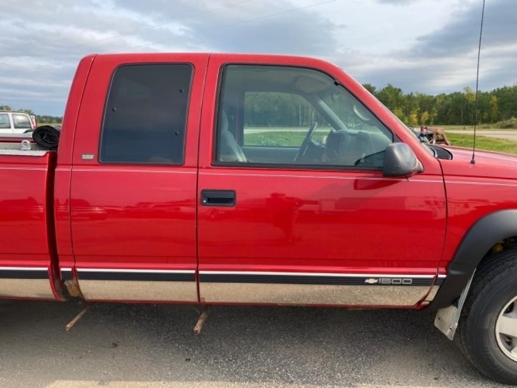 1997-chevy-silverado-1500-5.7l-v8,-auto,-ext.-cab-image-18
