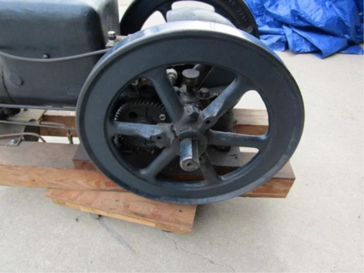 fairbanks-morse-1-1/2hp-stationary-engine,-image-13