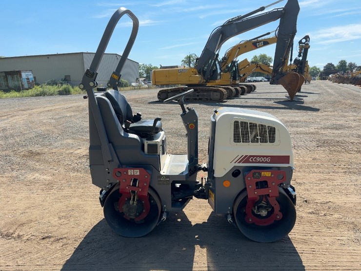 2019-dynapac-cc900g-image-6