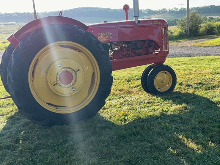massey-ferguson-101-image-31