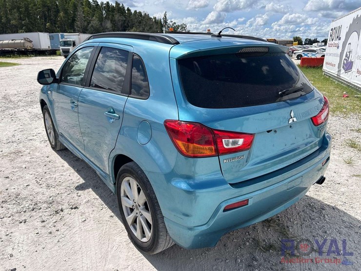 2012-mitsubishi-outlander-image-3