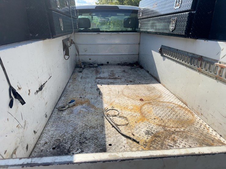 2017-ford-f350-xl-image-15