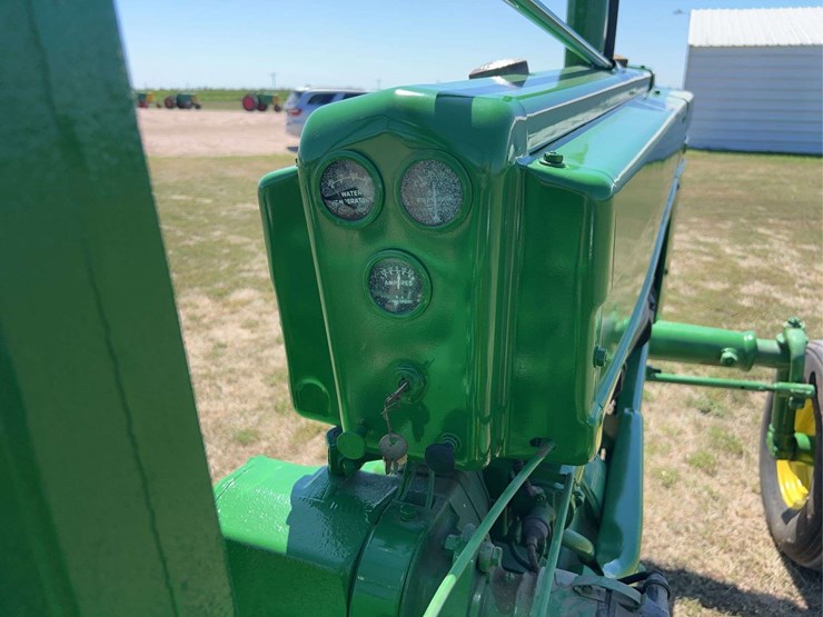 john-deere-model-b-image-47