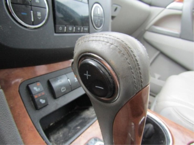 2010-buick-enclave-cxl-image-55