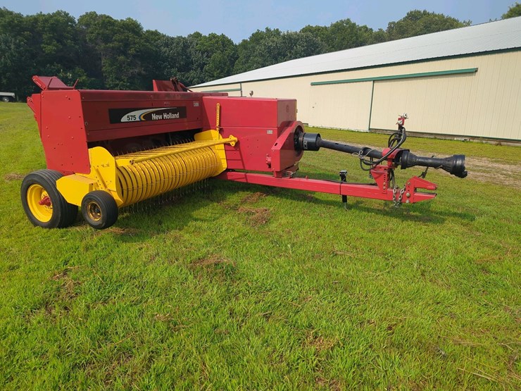 new-holland-575-image-1