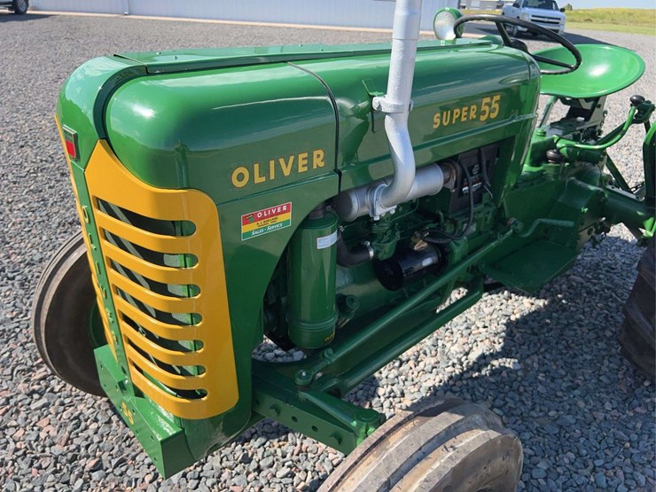 1955-oliver-super-55-image-13