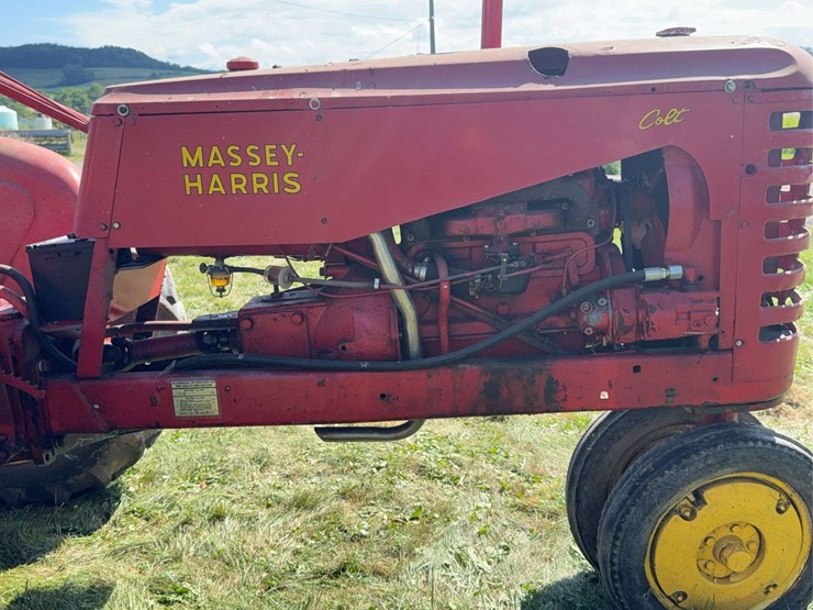 massey-harris-colt-image-32