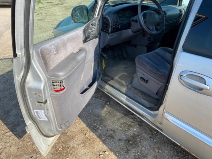 2000-dodge-grand-caravan-image-38