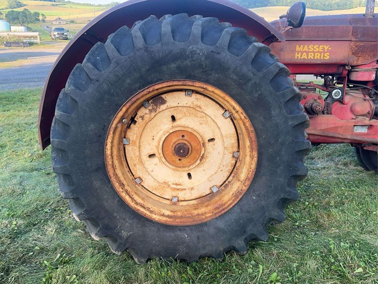 massey-ferguson-55-image-38