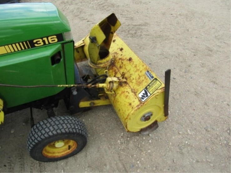 john-deere-316-image-11
