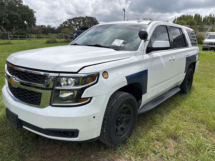2016-chevrolet-tahoe-image-1
