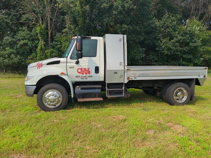 international-durastar-4400-image-38