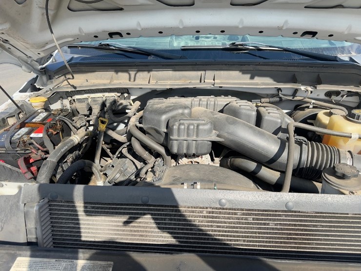 2016-ford-f250-xl-image-13