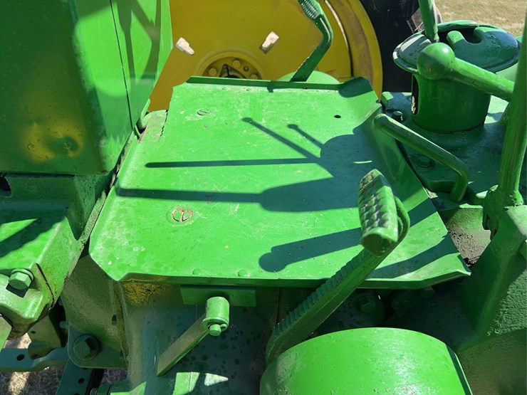 john-deere-model-a-image-33