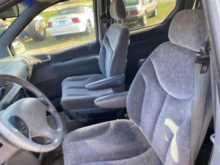 2000-dodge-grand-caravan-image-41