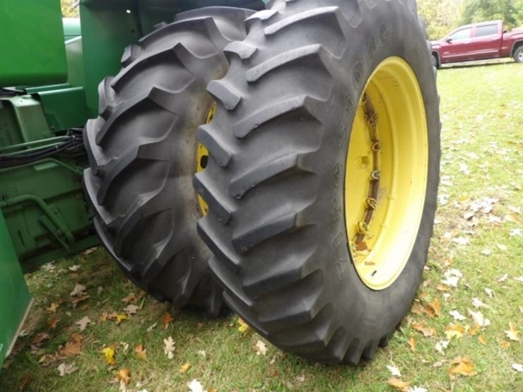 1981-john-deere-8440-image-4