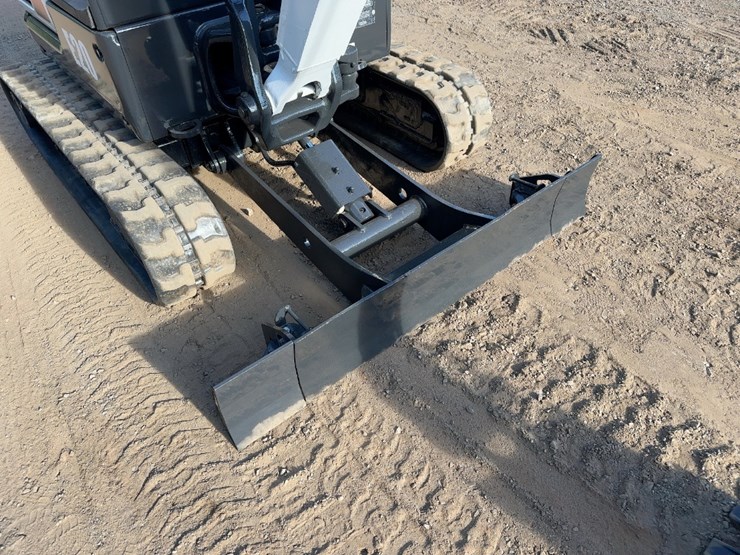 2022-bobcat-e20-image-18