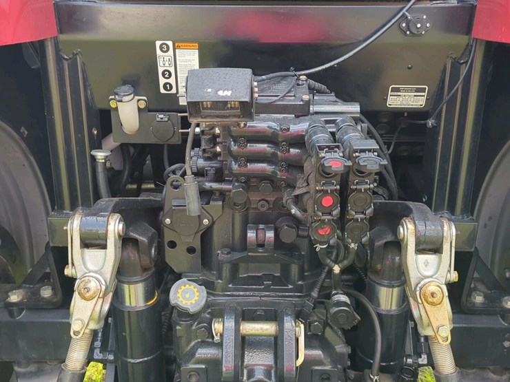 case-ih-maxxum-125-image-15