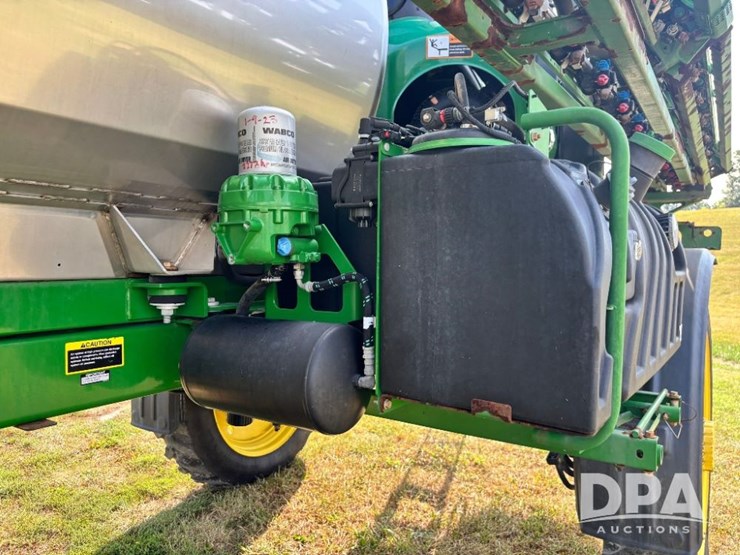 2018-john-deere-r4038-image-78