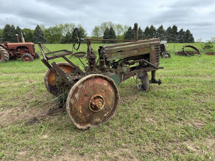 john-deere-model-b-image-4